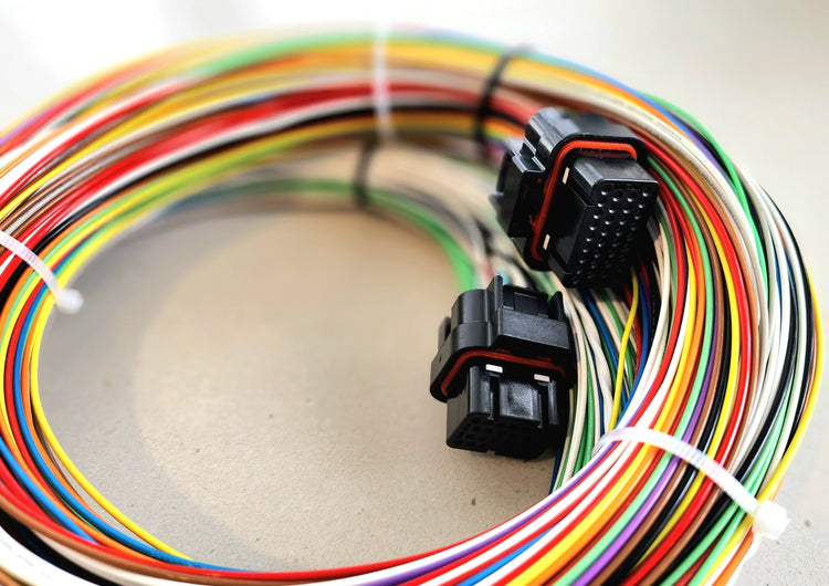 5 Reasons to Ditch Standard Wiring and Upgrade to a Tefzel Loom